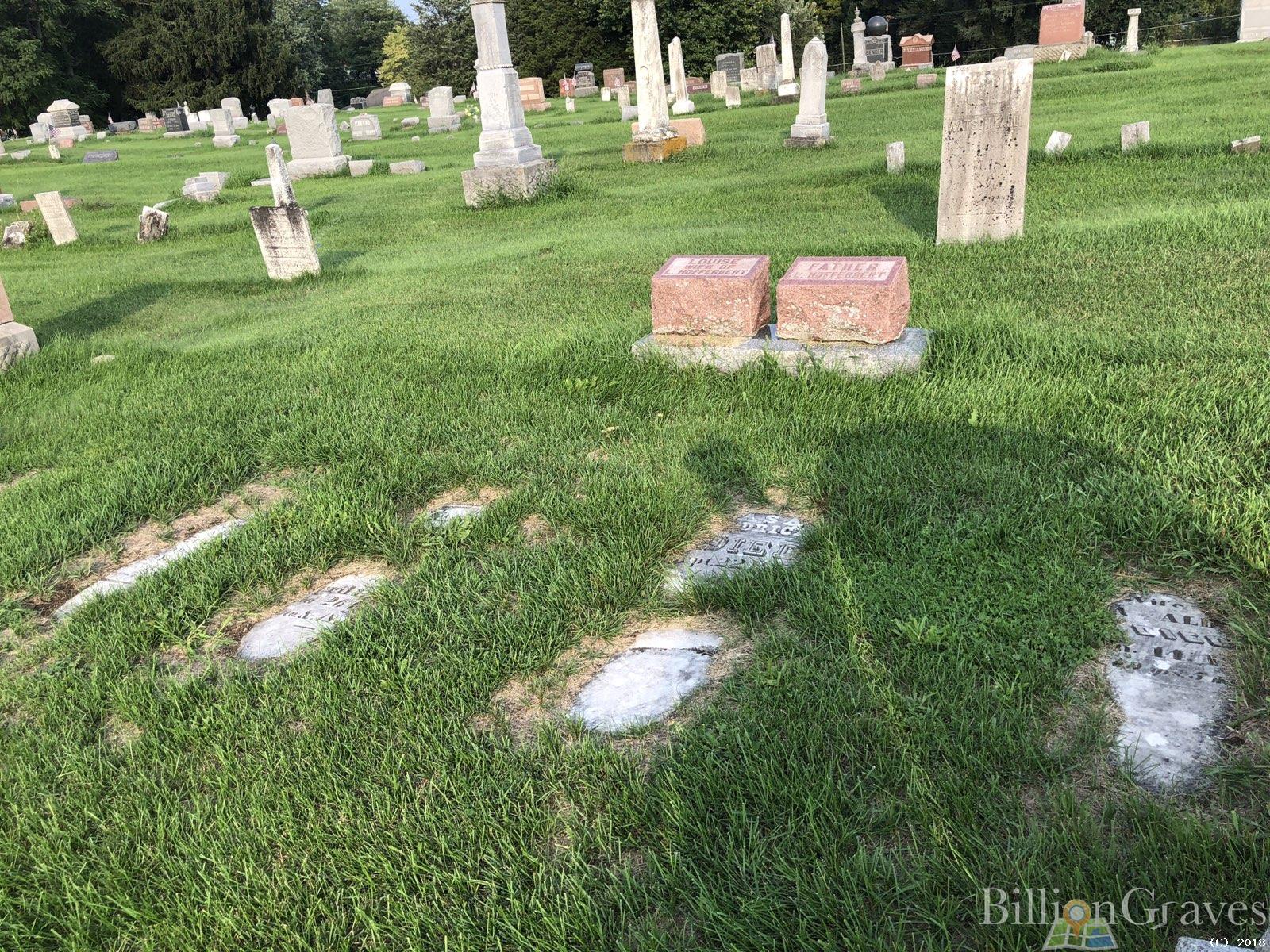 BillionGraves, gravestone, grave, damaged gravestones, cemetery, family history, ancestors, community service project, JustServe, Hamilton, Indiana, BillionGraves app