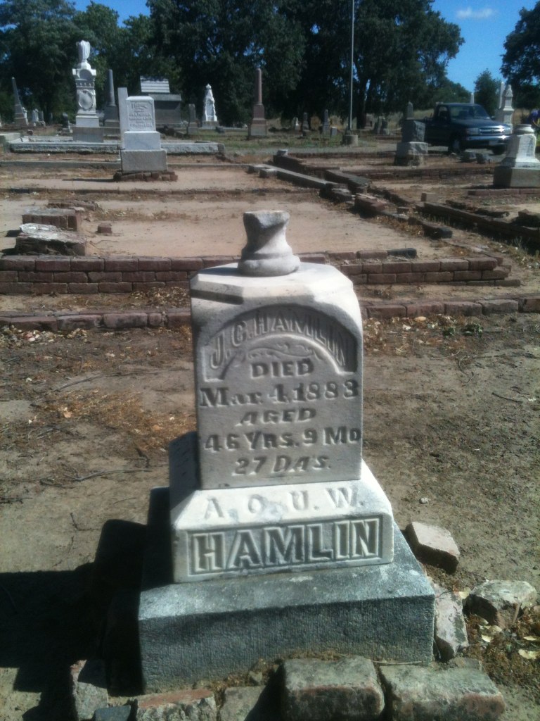 BillionGraves, gravestone, grave, damaged gravestones, cemetery, family history, ancestors, community service project, JustServe, BillionGraves app, ivy, plant growth, JustServe
