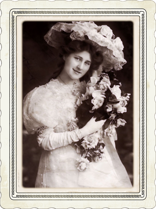 vintage photograph, BillionGraves.com, BillionGraves, train, genealogy, ancestors, family history, cemetery, gravestone, graves, England, UK, Brookwood Cemetery