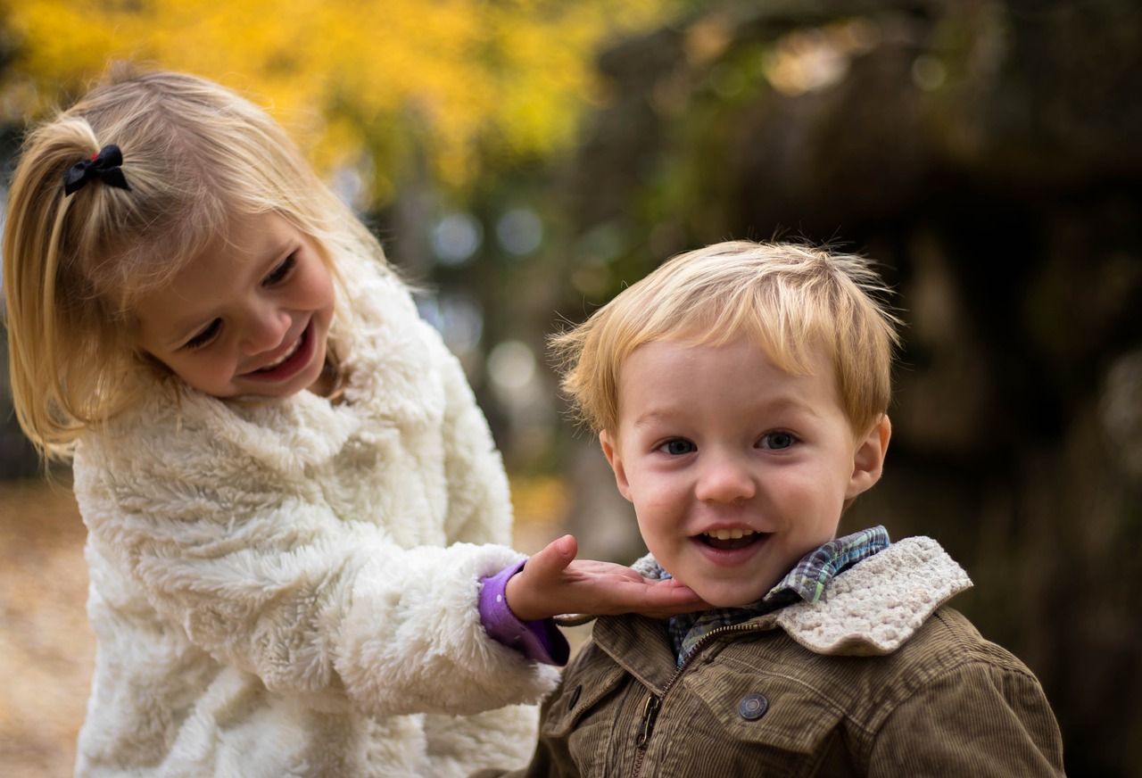 siblings, family, BillionGraves, coronavirus, school closures, children, kids, genealogy, family history, ancestors, GPS