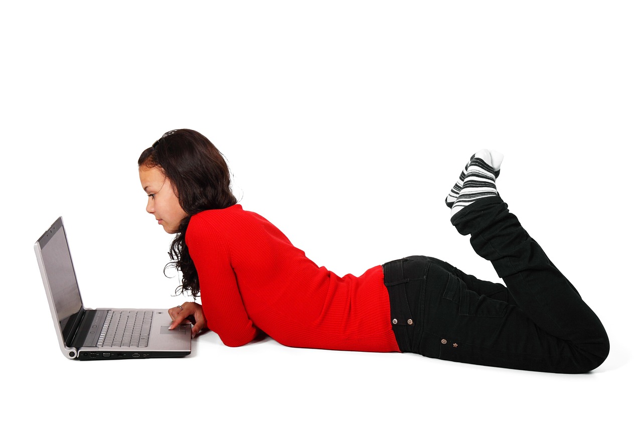 girl working on computer,BillionGraves, coronavirus, school closures, children, kids, genealogy, family history, ancestors, GPS