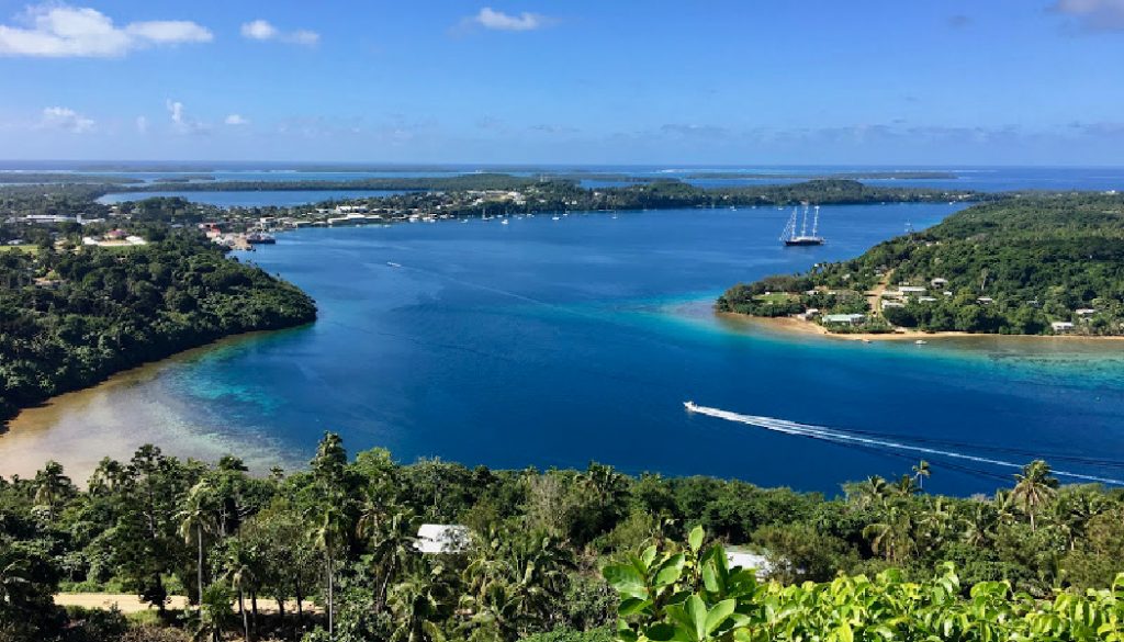 Tonga, islands, BillionGraves, family, family history, burial customs from around the world, burial customs, burial practices, funeral, cemetery, gravestone, grave, GPS, ancestors, ancestry, genealogy, family history, BillionGraves app,