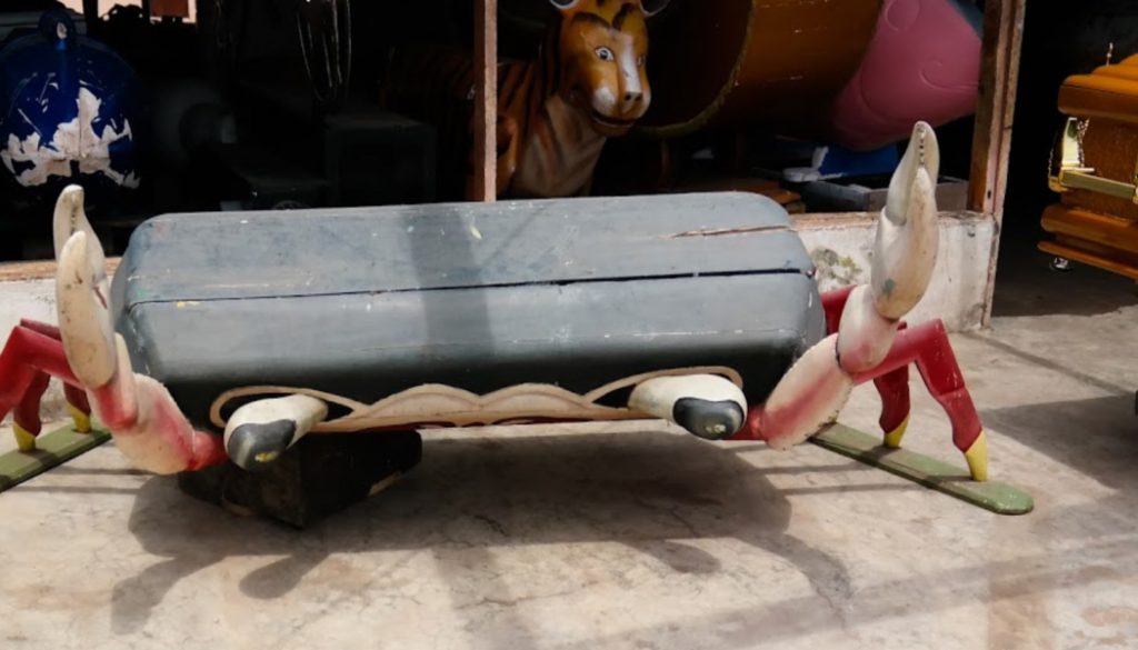 BillionGraves, family, family history, burial customs from around the world, burial customs, burial practices, funeral, coffin, fantasy coffin, Ghana, crab, cemetery, gravestone, grave, GPS, ancestors, ancestry, genealogy, family history, BillionGraves app,