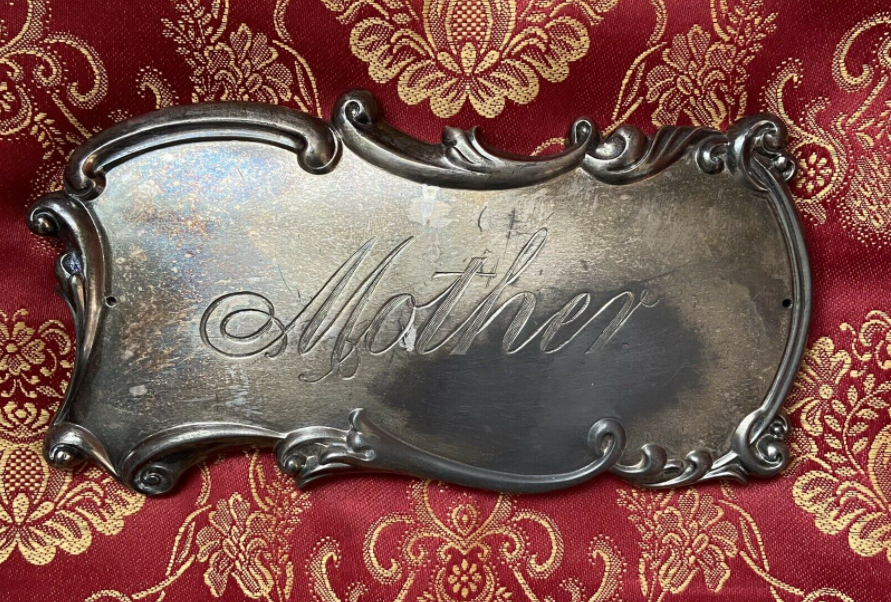 coffin plaque, BillionGraves, home, house, family history, genealogy, victorian home, Victorian era, funeral, preparing Victorian homes, cemetery, grave, gravesite, cemetery, BillionGraves