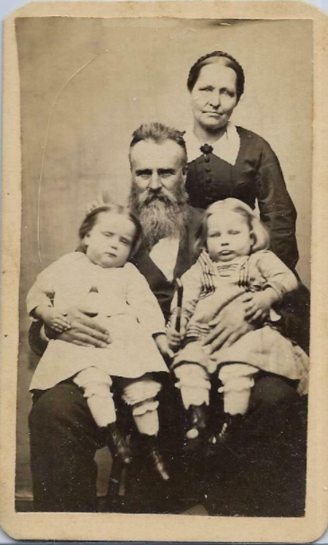 mourning family photo, BillionGraves, home, house, family history, genealogy, victorian home, Victorian era, funeral, preparing Victorian homes, cemetery, grave, gravesite, cemetery, BillionGraves