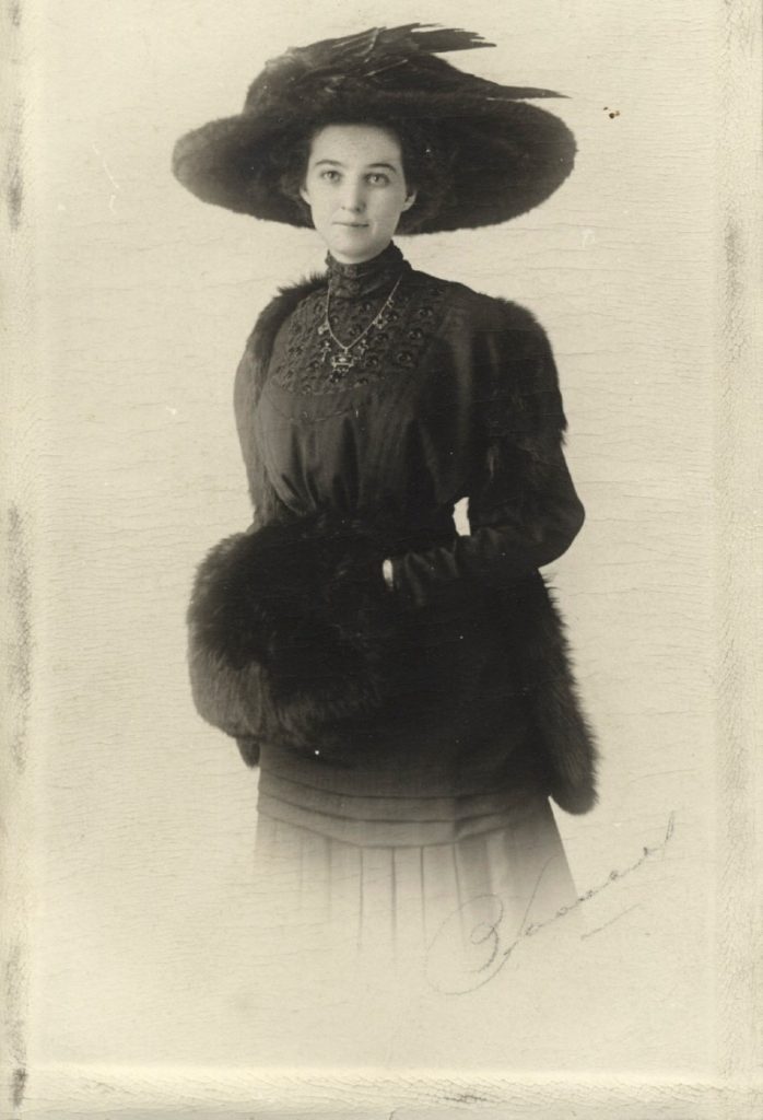 hat, feather, hat, widow, Funeral, BillionGraves, ostrich feather, ostrich feather funeral, cemetery, grave, st, gravestones, GPS, BG, ostrich, genealogy, family history, ancestors, family tree, BillionGraves