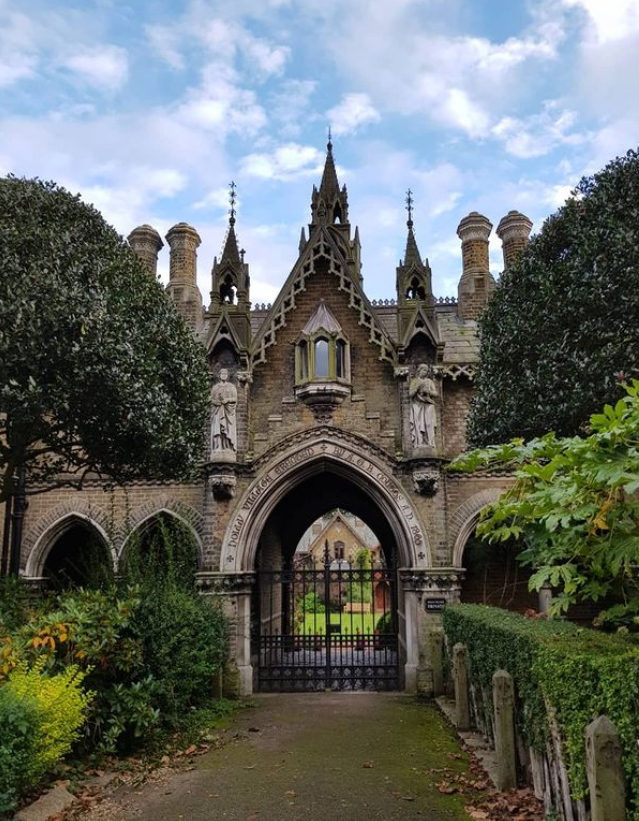 London England, Highgate Cemetery, BillionGraves, cemetery, beautiful, grave, gravesite, genealogy, family history, ancestors, GPS, BillionGraves, photos of gravestones, beautiful cemeteries, beautiful cemetery,