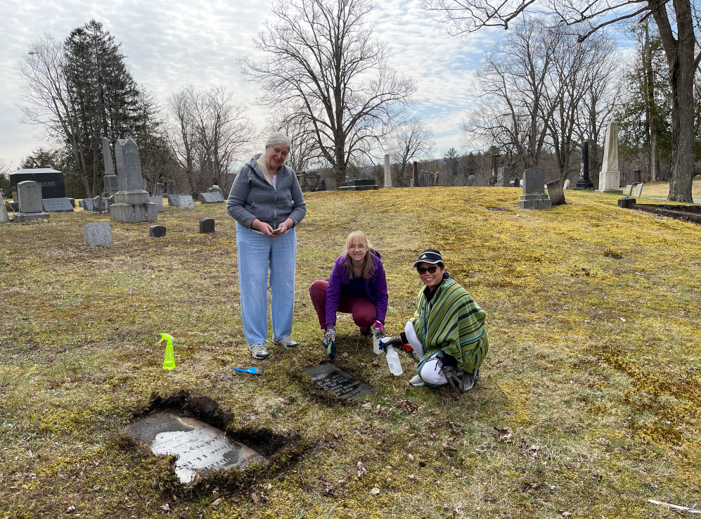 Gravestone Cleaning Kit - Small - BillionGraves Blog