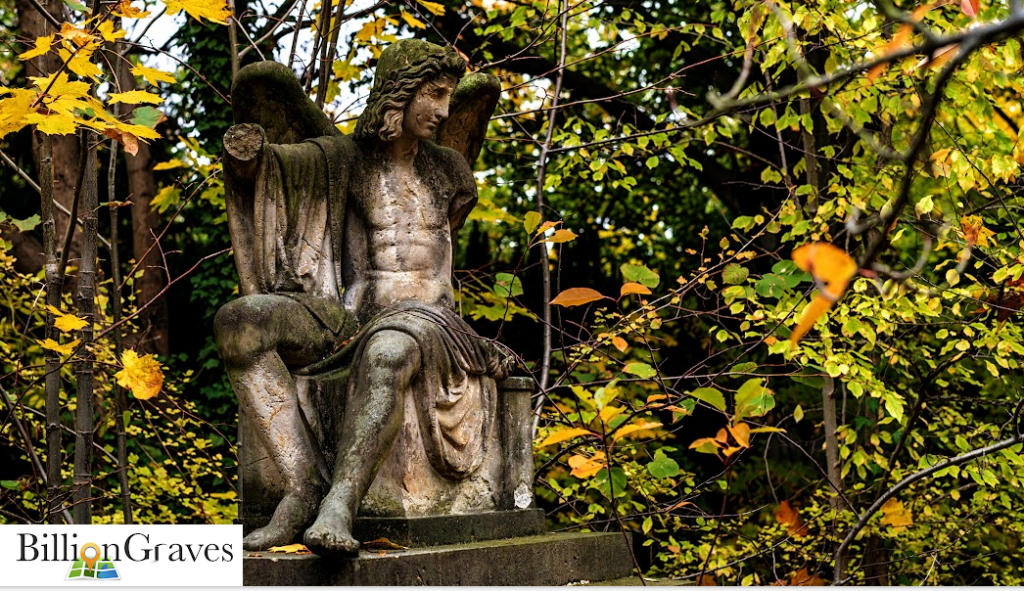 BillionGraves, roadside cemeteries, discovering roadside cemeteries, cemetery, grave, gravestones, autumn, genealogy, family history, ancestors, GPS, photograph gravestone, find graves, road, roadtrip, fall color tour, angel, angel statues