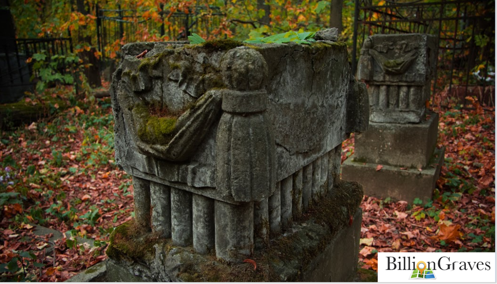 BillionGraves, graverobber, grave robber, roadside cemeteries, discovering roadside cemeteries, cemetery, grave, gravestones, autumn, genealogy, family history, ancestors, GPS, photograph gravestone, find graves, road, roadtrip, fall color tour
