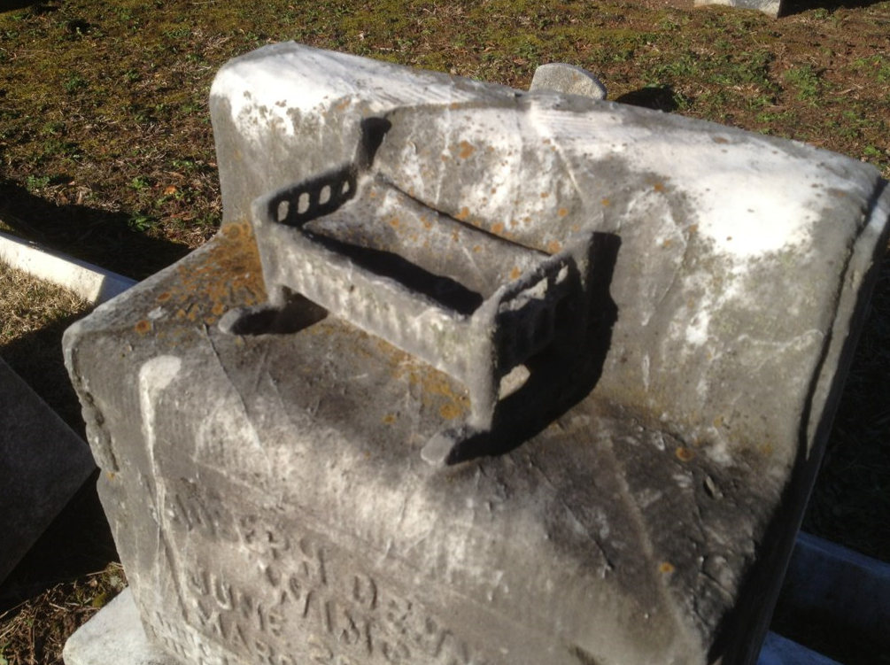 BillionGraves, baby, infant, gravestone, lamb, grave, cemetery, GPS, mobile app, mobile phone, GPS cemetery data, grave, gravestone, ancestors, genealogy, family history, cradle, empty cradle