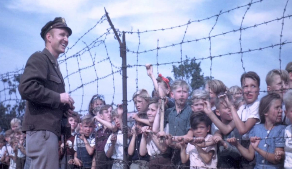 Halvorsen, candy bomber, berlin airlift, children, germany, billiongraves