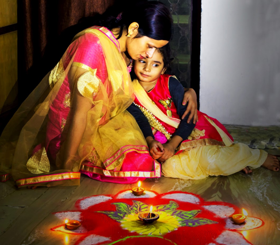 mother, child, sari, India, candles, BillionGraves, Indian diaspora