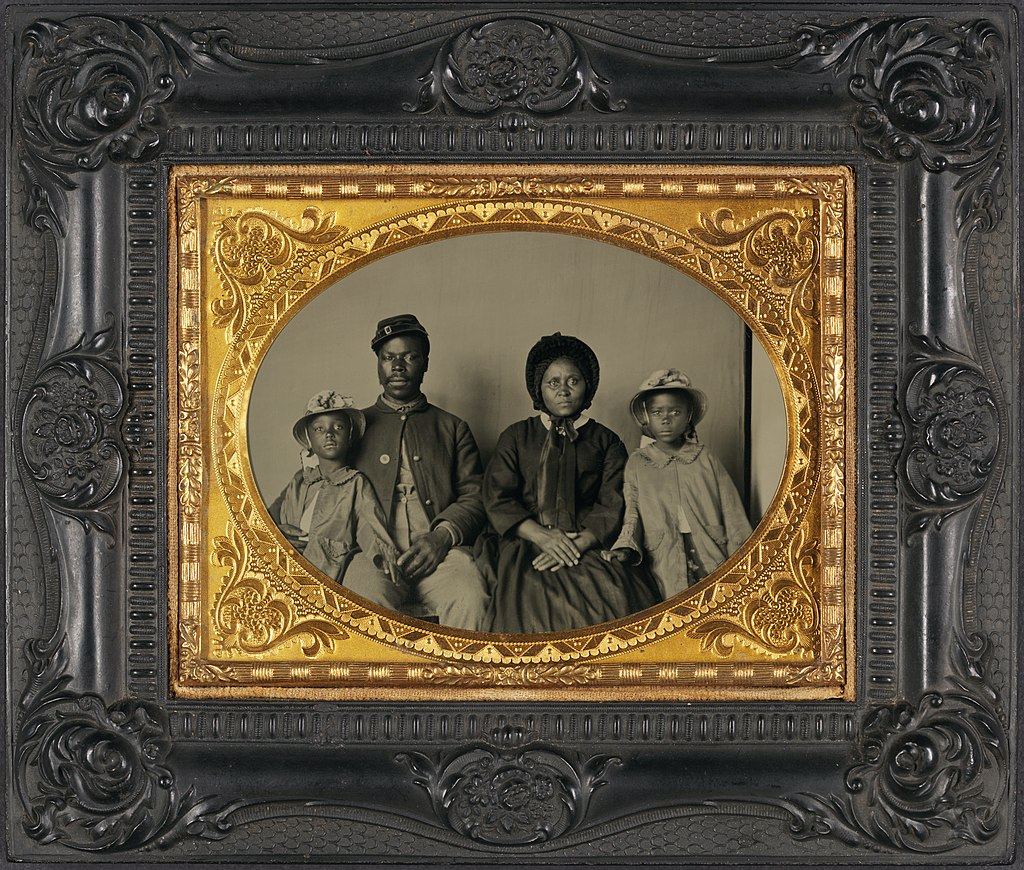 ambrotype, BillionGraves, cemetery, family history, ancestors, ancestry. BG, BG+, research, genealogy, family, graves, gravestones, headstones, photos, family photos, BillionGraves, old family photos, Union soldier, African American