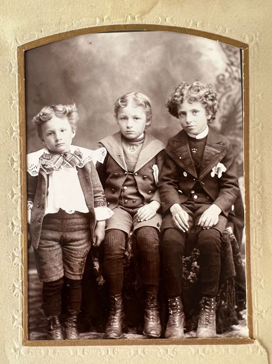 BillionGraves, cemetery, family history, ancestors, ancestry. BG, BG+, research, genealogy, family, graves, gravestones, headstones, photos, family photos, BillionGraves, old family photos, exposure time, photography, boys