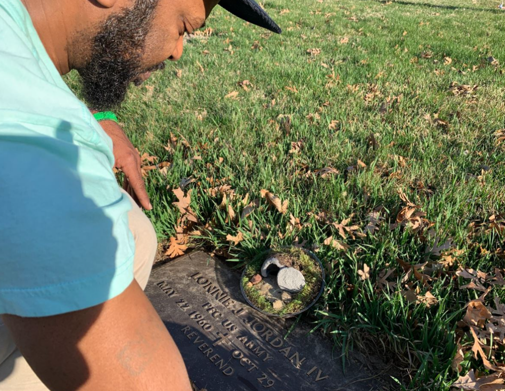 BillionGraves, Rescuing Our Roots, gravestones, cemetery, headstones, app, mobile app, Guinness World Records attempt, largest BillionGraves project in history, BG
