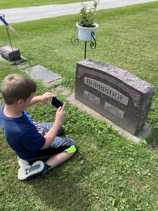 BillionGraves, Rescuing Our Roots, gravestones, cemetery, headstones, app, mobile app, Guinness World Records attempt, largest BillionGraves project in history, BG, JustServe, volunteer, phone