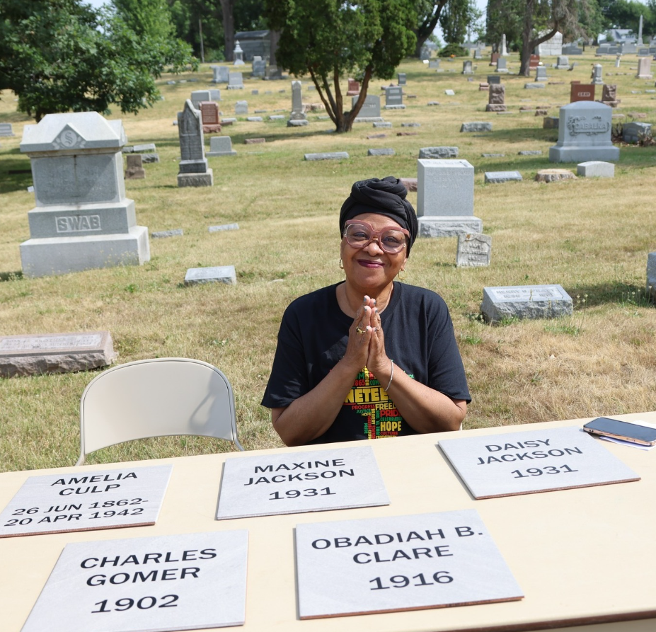 BillionGraves, Guinness World Records, Guinness World Records attempt, GWR, GPS, photos, volunteer, cemetery, ancestors, family history, genealogy, headstones, transcriptons, world record, goal, BillionGraves, Leoma Leigh-Williams, Bethel AME Baptist Church, Cedar Rapids, Iowa